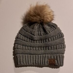 C.C. Winter Beanie w/Fuzzy Tasle Gray Adult